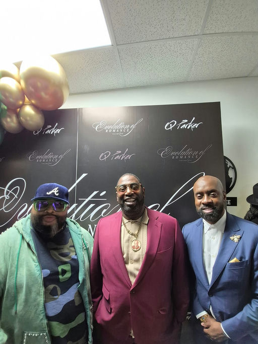 Celebrate the music and contributions of Q Parker at his exclusive album listening party! Commissioner Marvin Arrington Jr. presented a special proclamation to the 112 artist, surrounded by industry icons like Montell Jordan and Mase. This event brought together a star-studded crowd for a memorable night of recognition and camaraderie. Media Credit: Jerell Shearin