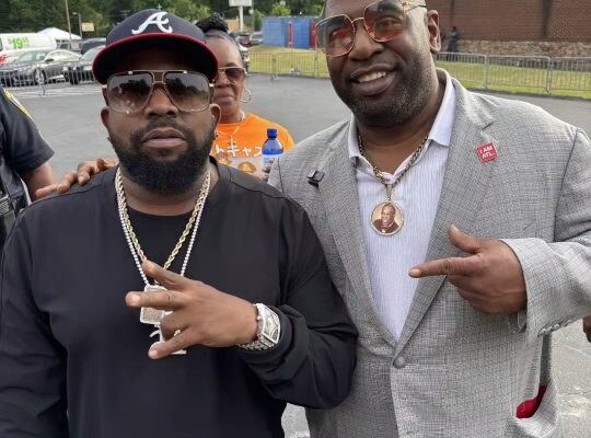 OutKast has made history by being inducted into the Rock & Roll Hall of Fame, a triumph celebrated by the entire hip-hop community. This achievement not only honors André 3000 and Big Boi but also acknowledges those who have influenced Atlanta’s rich music scene. Saluting all collaborators, including Dungeon Family and Organized Noize, for their unforgettable contributions. This moment solidifies OutKast's place in music history! Media Credit: Marvin Arrington Jr